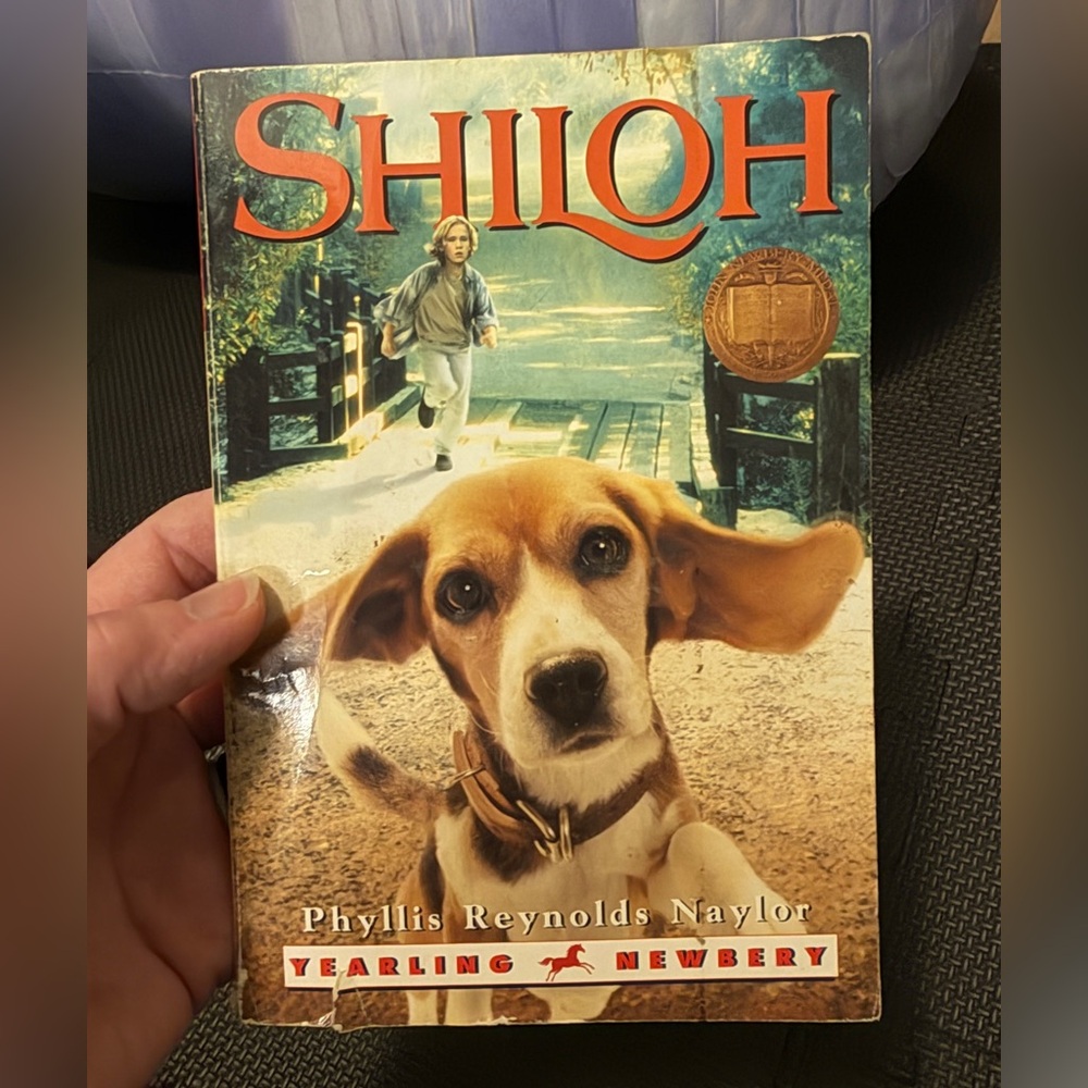 Shiloh by Phyllis Reynolds Naylor Book